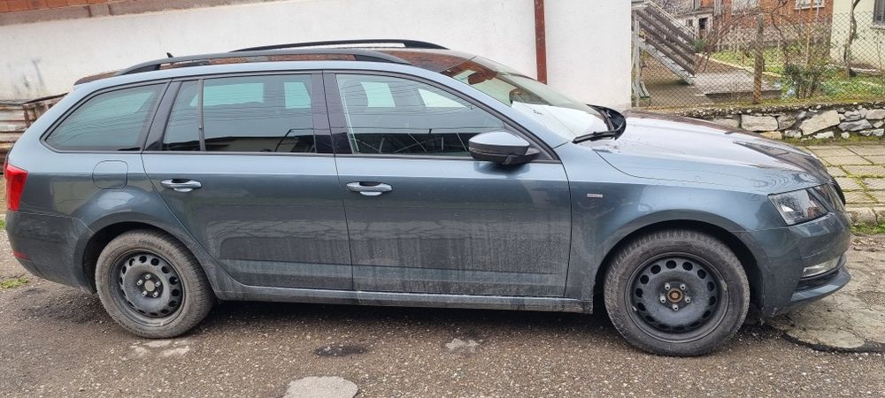 Продавам Шкода Октавия дизел