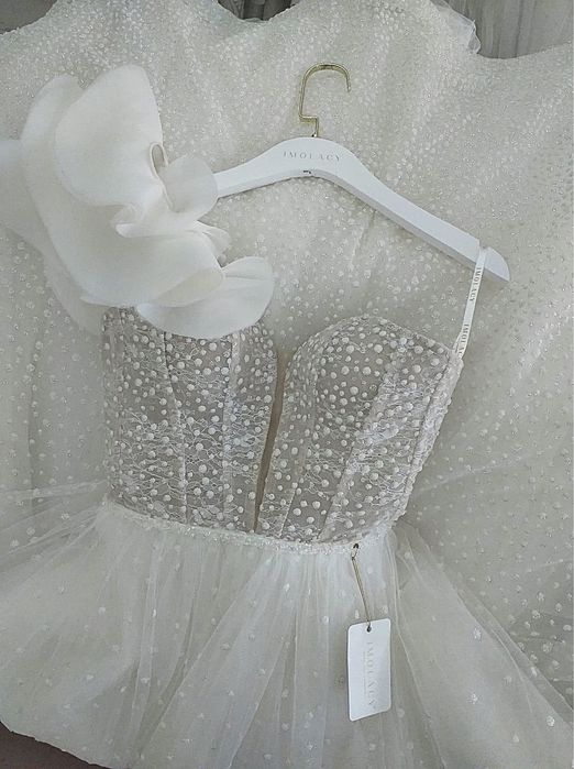 Vand rochie de mireasa deosebita IMOLACY