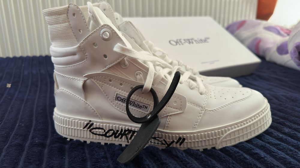 Off White Court 3.0