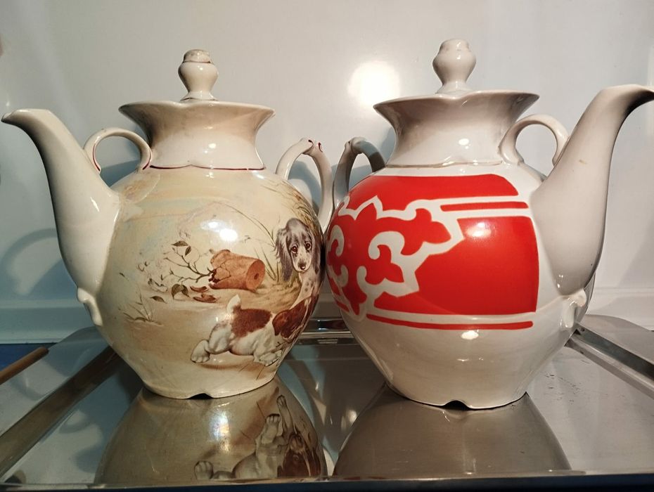 Продам фарфоровые чайники