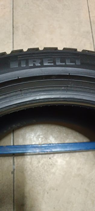 225/45/18 пара б/у из Германии