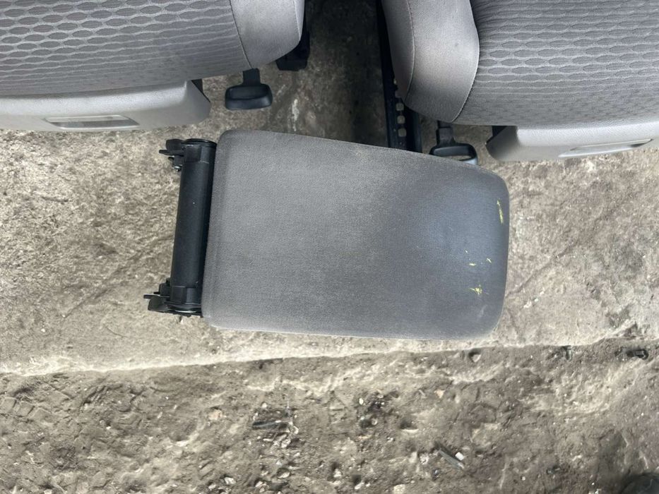 Светъл сив с подгрев  текстилен салон Golf 6 4 врати седалки Н771