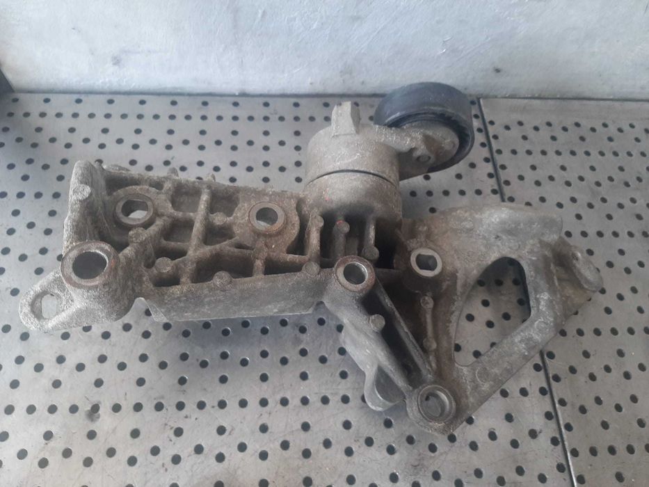 suport accesorii 1.6b k4mt760  renault megane 2  8200279705
