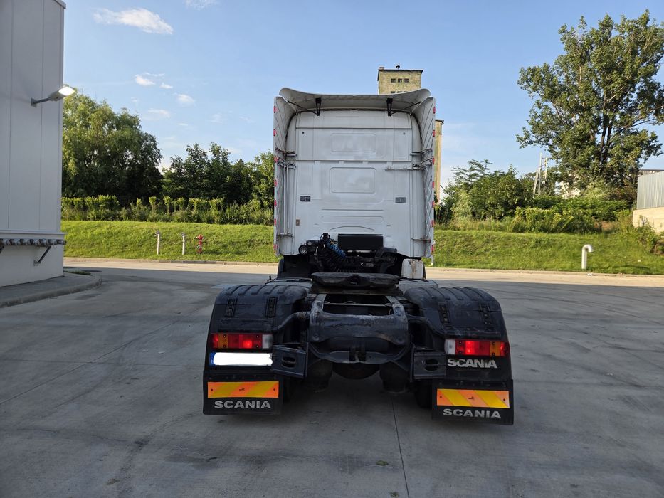 SCANIA 420hpi E3 / SemiAutomata  / 4000€