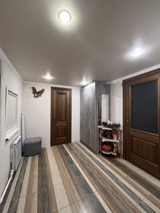 Продам дом район рынок  базар