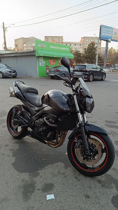 A2 - Suzuki GSR 600 full black