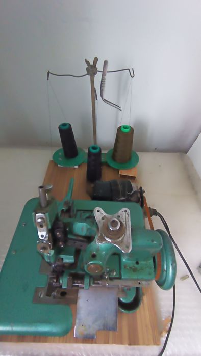 Оверлок машинка сатылады