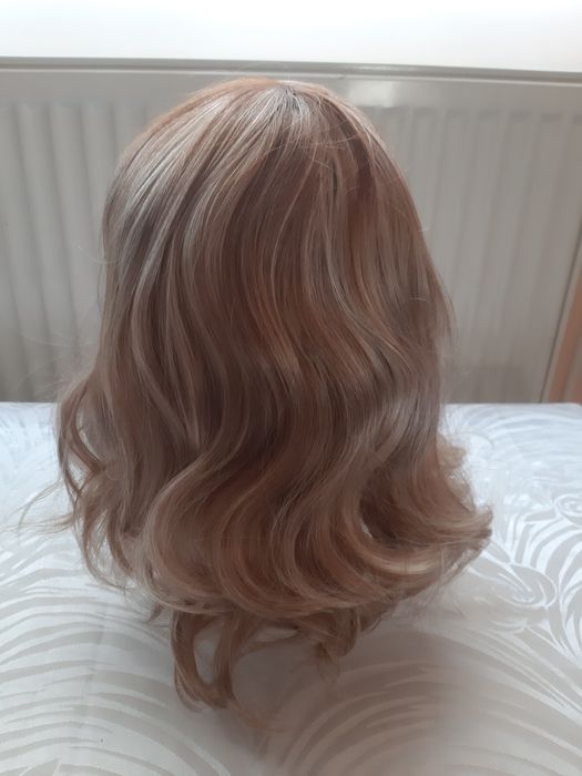 Peruci 150 de lei bucata