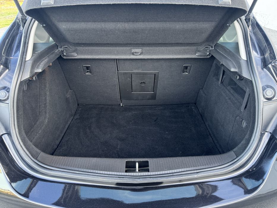 Opel Astra J 2.0 Diesel *2011* 188.000km / volanta + distributie Noi