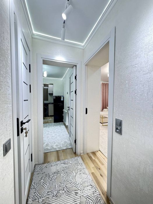 Продам чиланзар 4.  Одна переделанная на двух