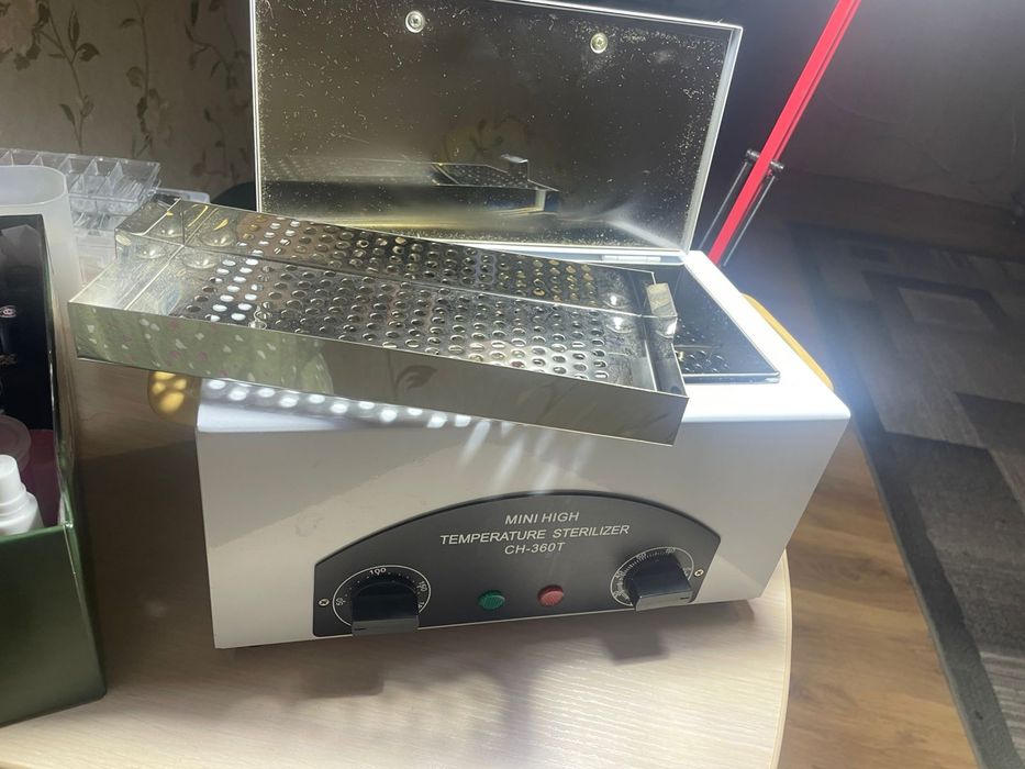 Продам набор для маникюра