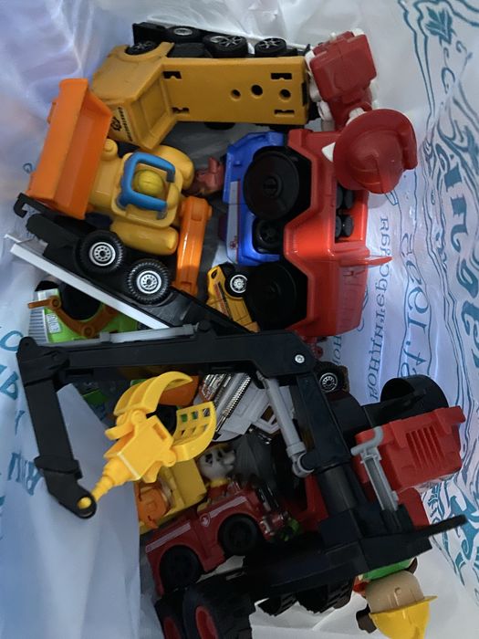 Игрушки машинки 5000