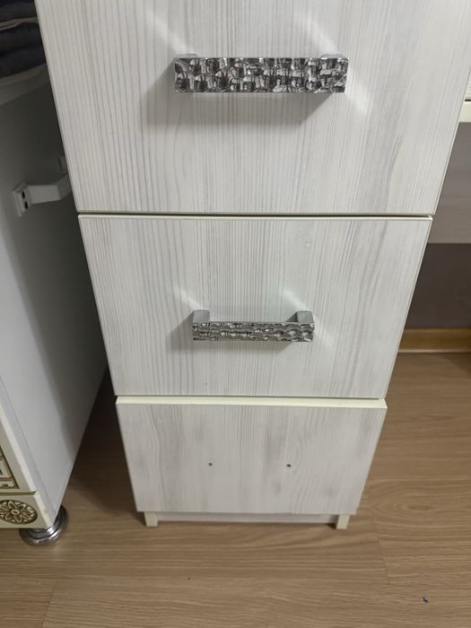 Тумба с зерколом