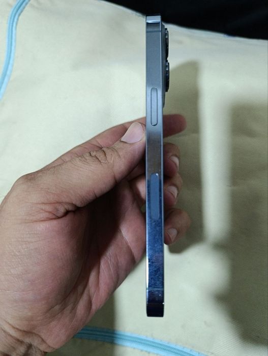 Iphone 13Pro holati Zor