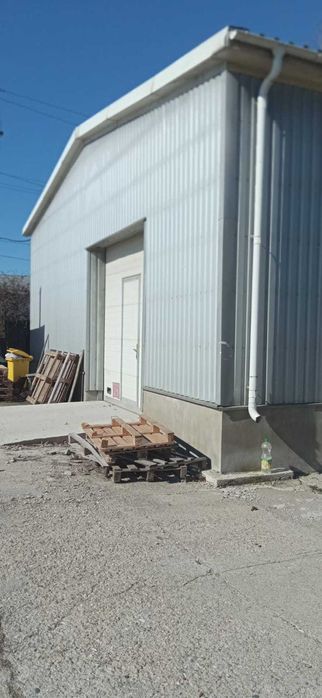 Hala depozit si birouri