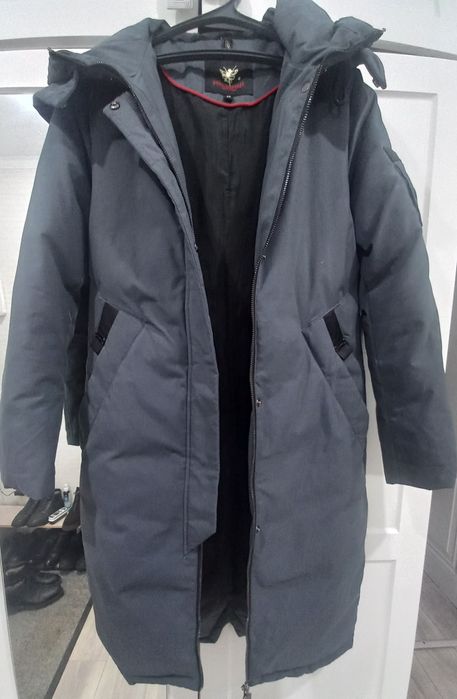 Куртка зимняя  ,тёплая  б/у