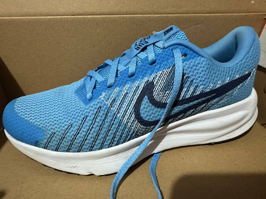 Беговые Nike Run Defy