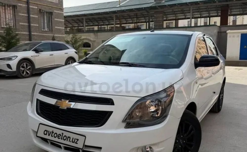 Cobalt Chevrolet sotiladi kredit ham boladi