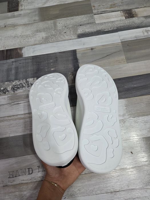 Adidasi Alexander McQueen