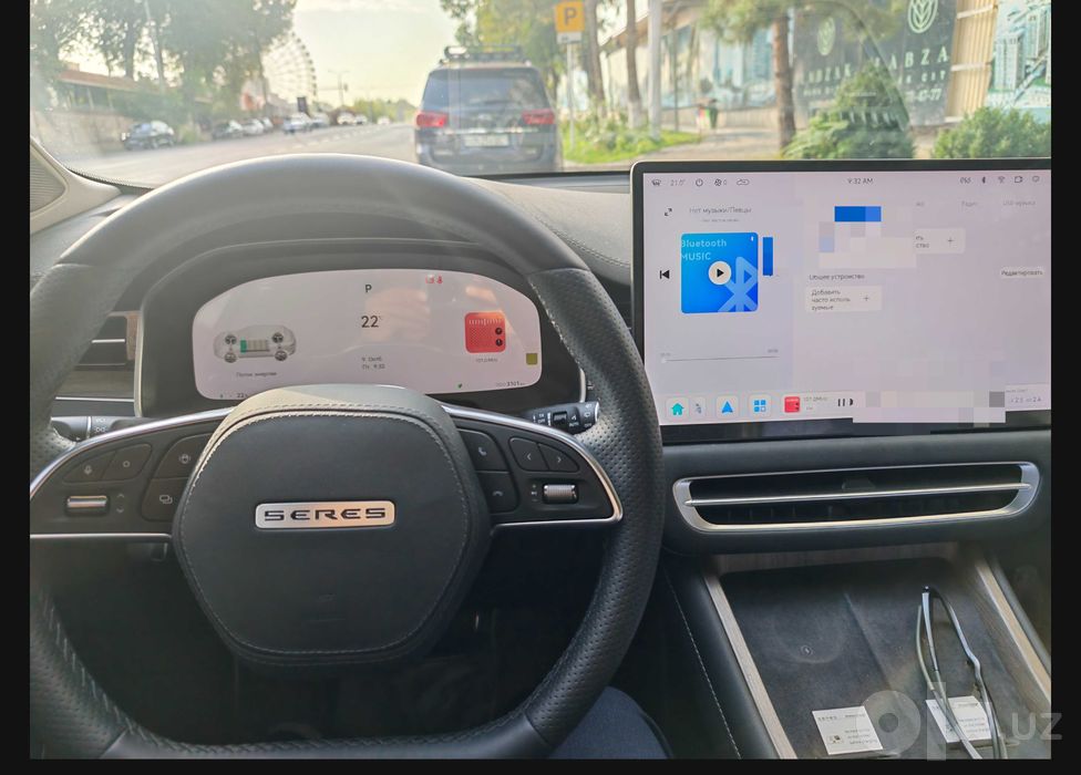 Seres 5 EV (Aito M5)