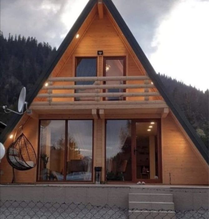 De Vanzare Cabana Tip A frame pe structura Din lemn