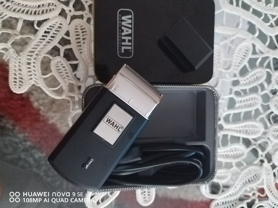 Aparat de ras electric