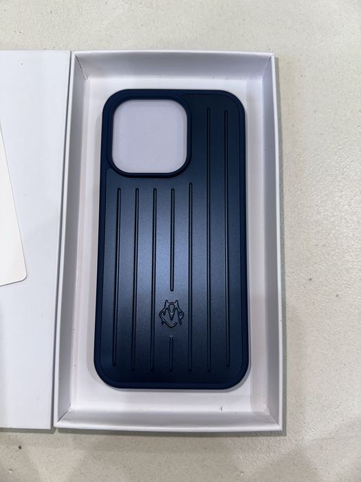 Husa Rimowa iphone 15 PRO