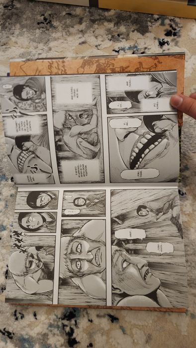 Манга Атака титанов. Книга 3 (Твердый переплет)