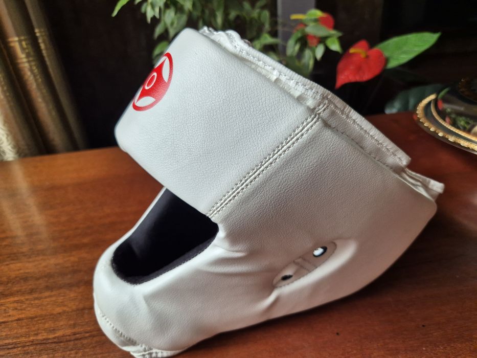 Продам шлем для тренировок