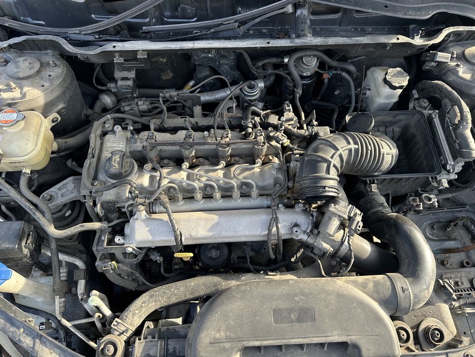 на части!Kia Ceed 1.6 дизел