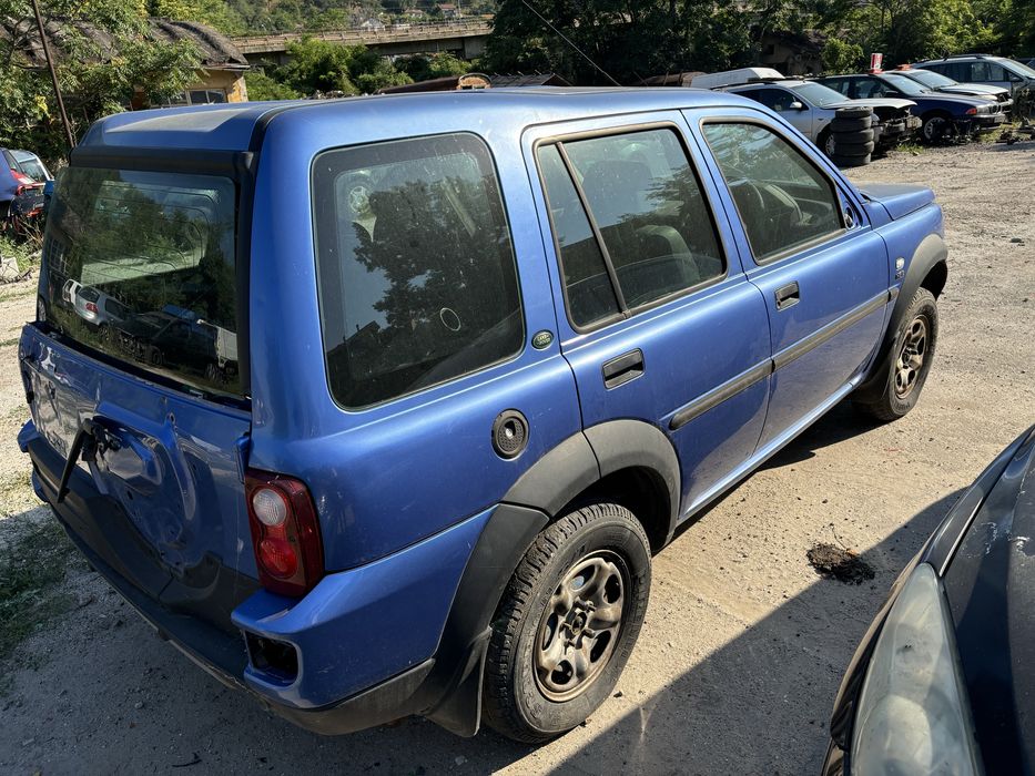 Land rover 2.5 бензин на части. Кожен салон. Може и цял!