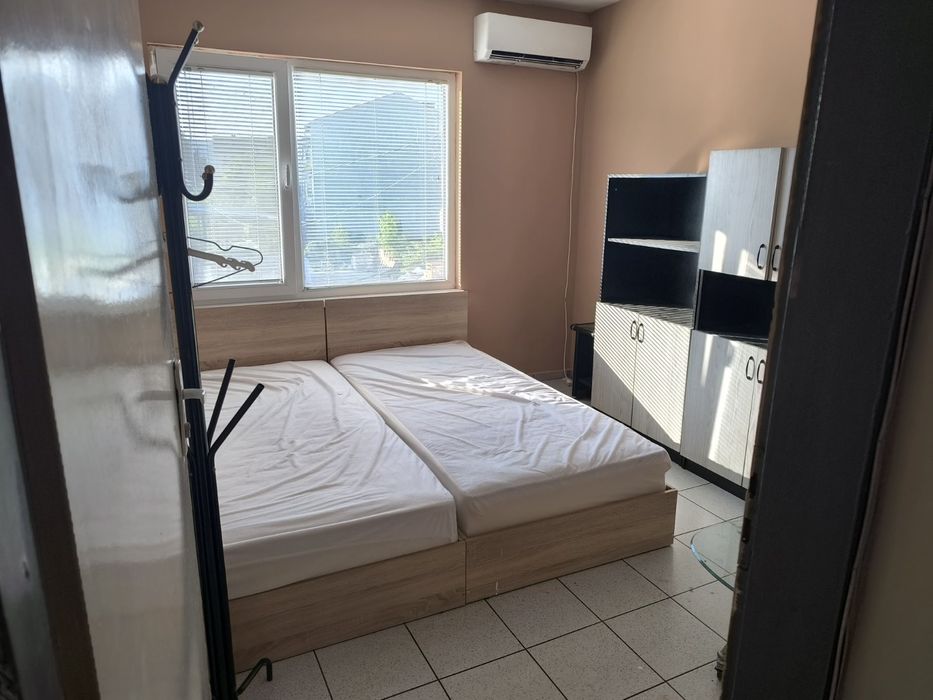 Дава се под наем Тристаен апартамент в Мездра - 100 кв.м за 204 € - Снимка #4