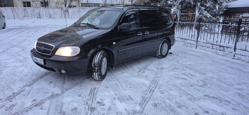 Продам авто! Kia carnival 2005.