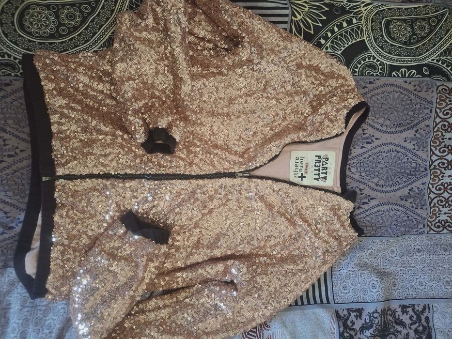 Дамска блестяща горничка с пайети – златиста