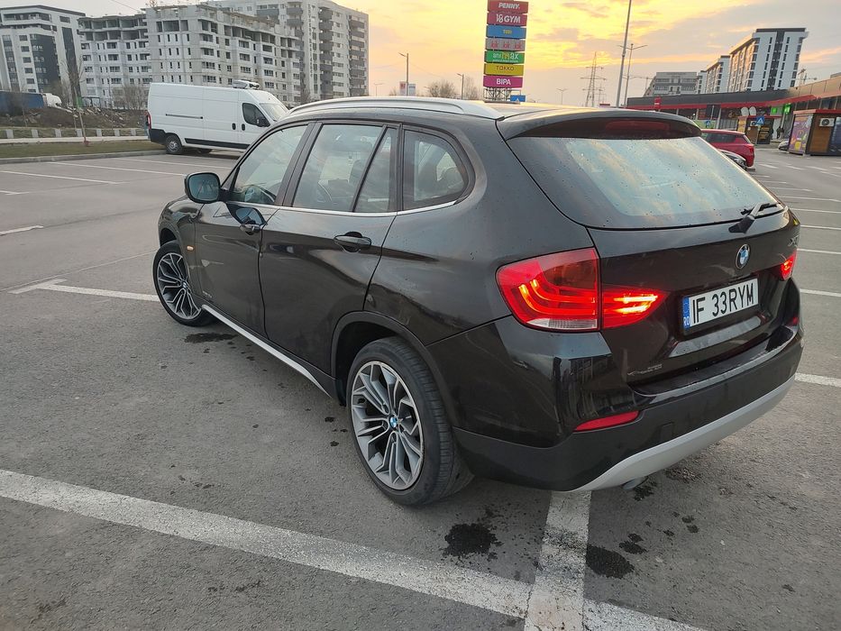 BMW X1 2011 — imagine 5
