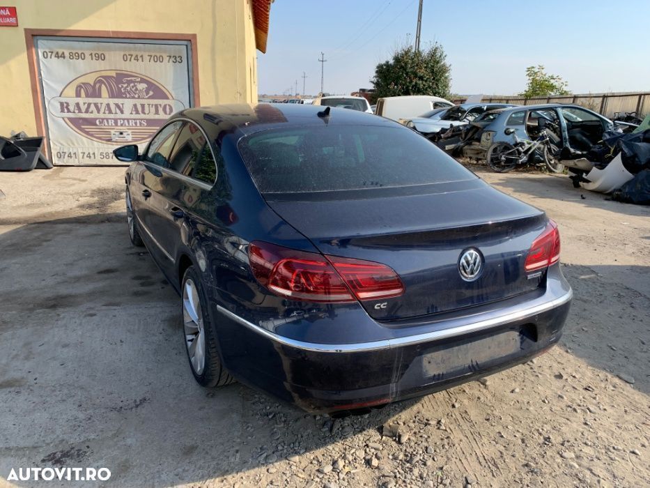 Dezmembrez / Dezmembrari Volkswagen Eos