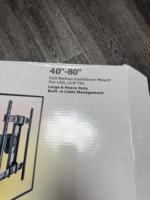 Кронштейн для телевизора