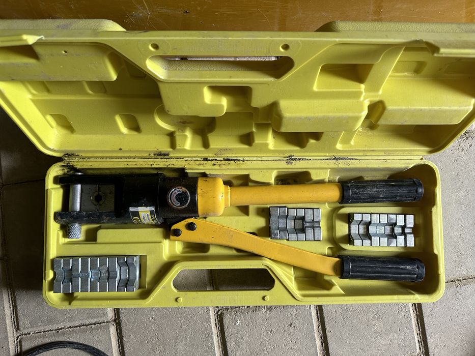 Cleste sertizat papuci elecreici