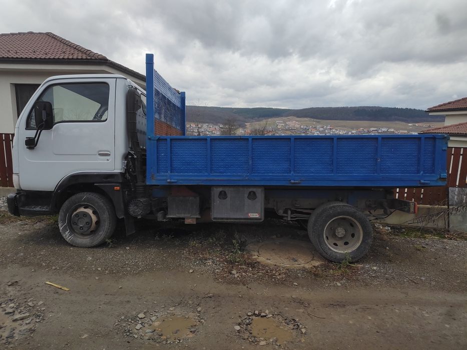 Bascula Nissan Cabstar, an 2002!