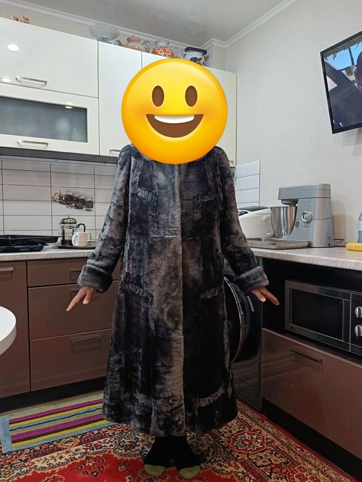 Шуба мутоновая б/у