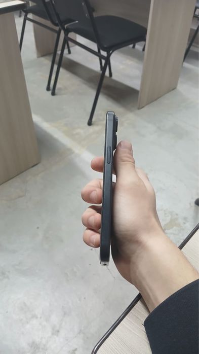 Продам iPhone 15