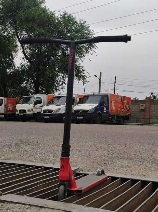 самокат для трюков,гарантия имеется