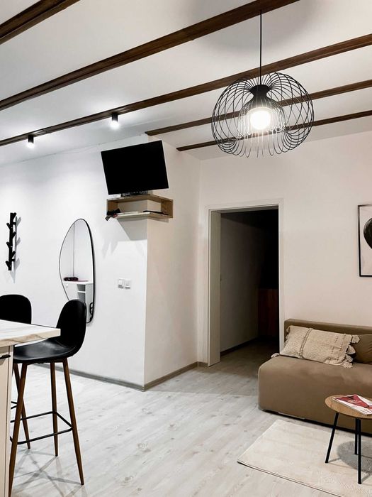 Дава се под наем Двустаен апартамент в София, Център - 70 кв.м за 494.7 € - Снимка #4