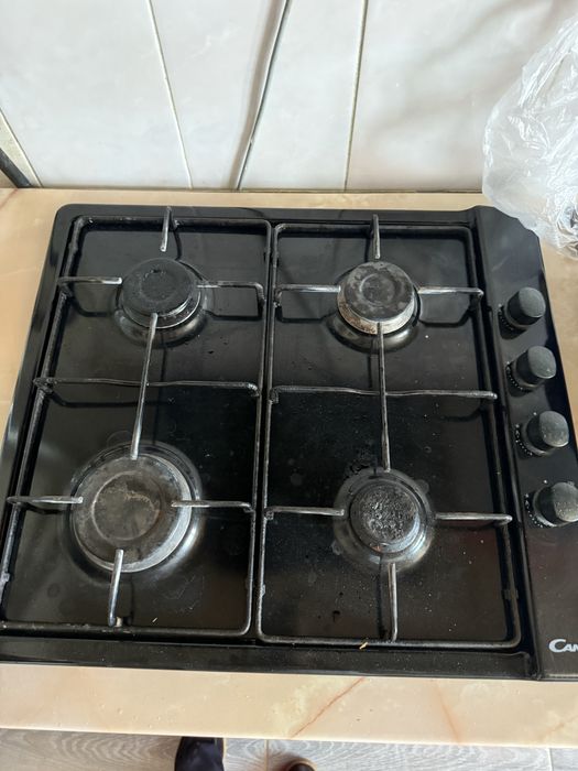 Газовый поверхность +вытишка