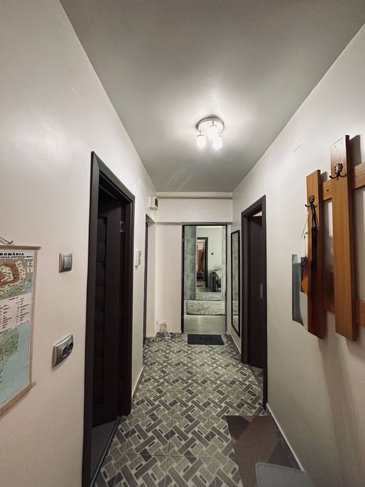 Închiriez apartament 2 camere 57 mp, etaj 4 cu lift