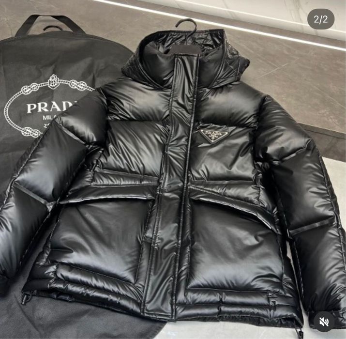 Продаётся новый пуховик Prada