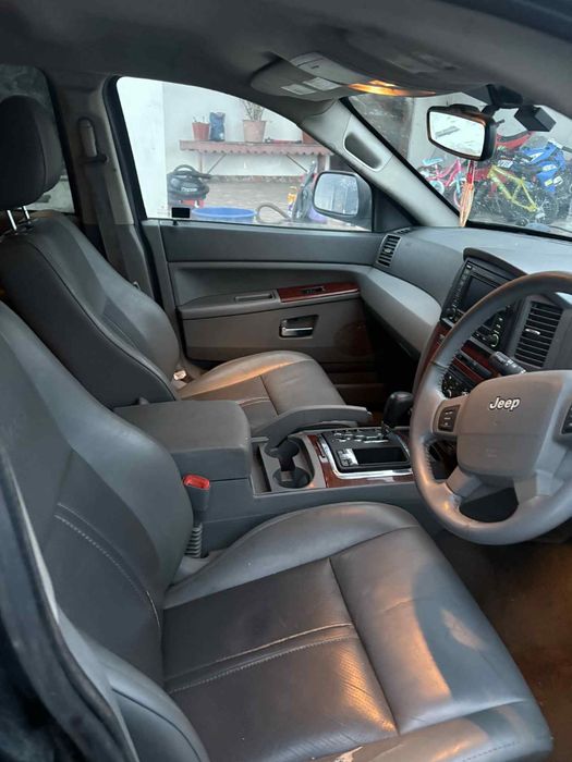 Jeep grand cheroke