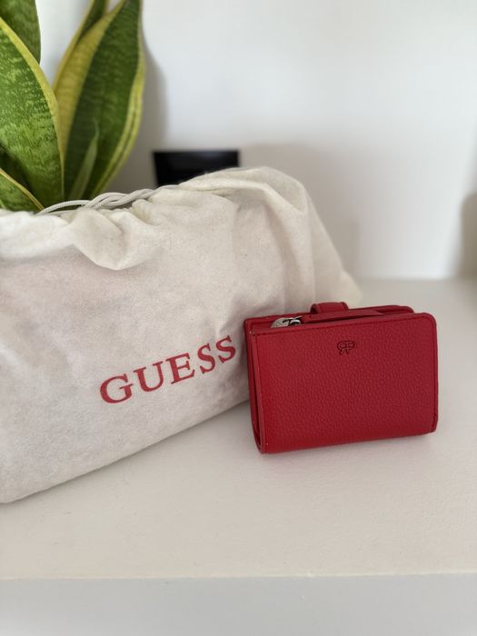 Чанта GUESS и несесер