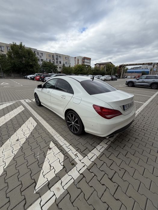 Mercedes Benz CLA220