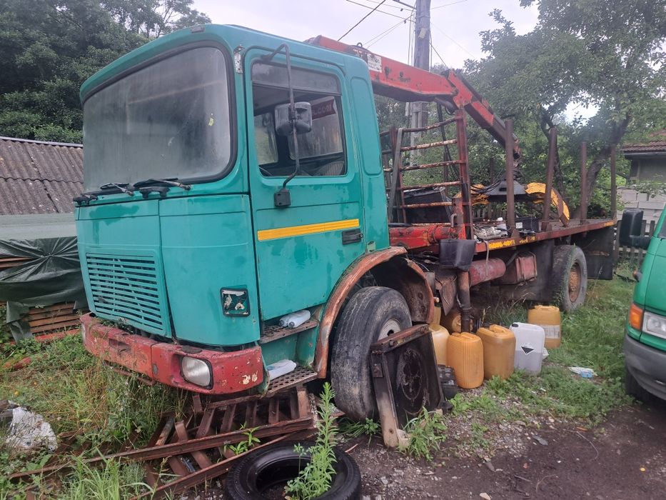 Vand sau dezmembrez raba cu macara